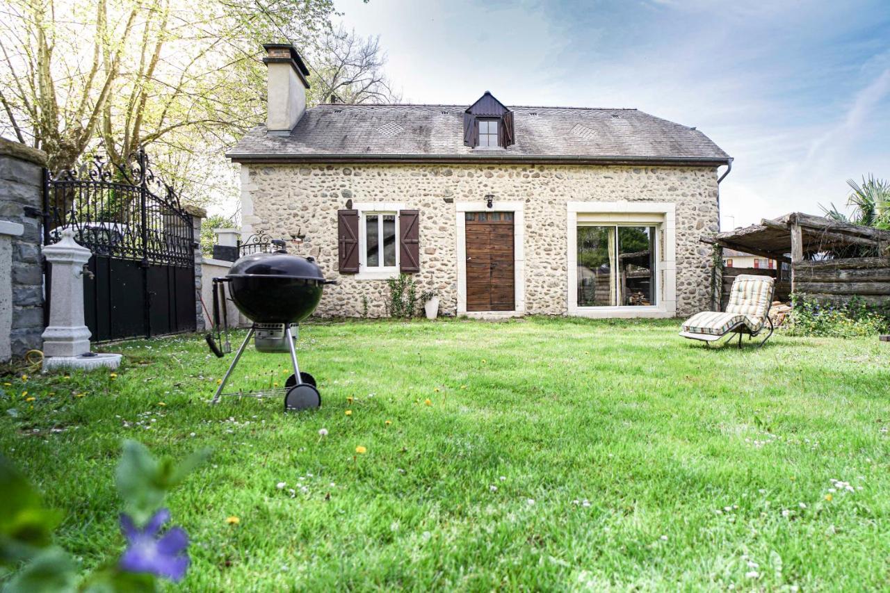 Maison De Charme A Proximite De Pau - 3 Chambres - 6 P - Jardin Sendets  Экстерьер фото